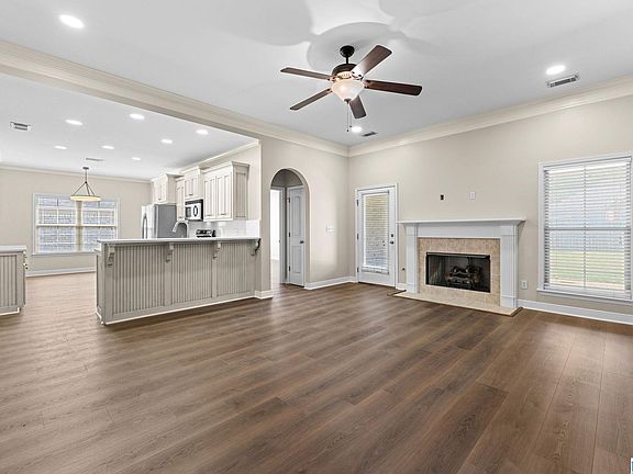 4th image of 13986 Knoll Pointe Dr