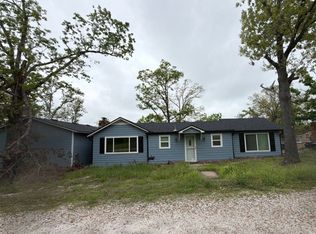 28149 Grandview Dr, Warsaw, MO 65355
