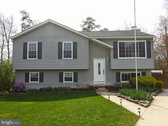 2nd image of 1513 Pullman Dr