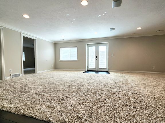 4th image of 4833 W Littlefield Ln #Basement