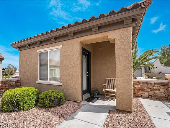 5th image of 2055 Cambridge Springs Dr