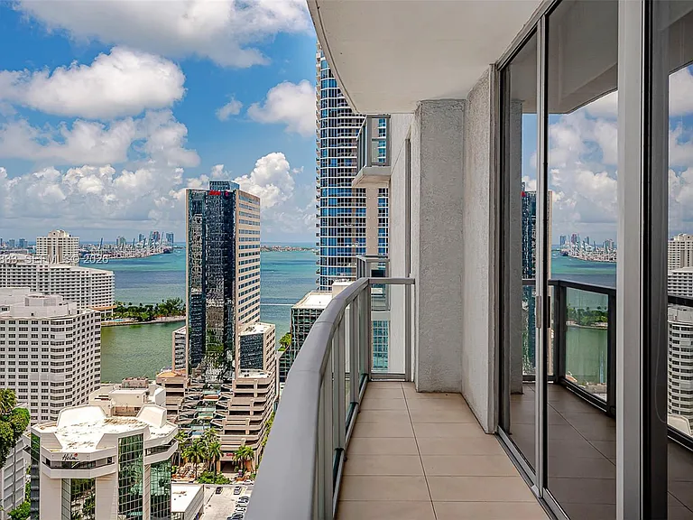 1050 Brickell Ave #2822 — Photo 28
