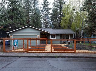 1953 SW Forest Ridge Ave, Bend, OR 97702