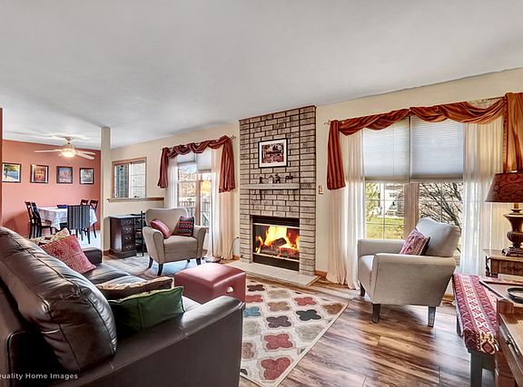 3rd image of 9134 Mansfield Dr