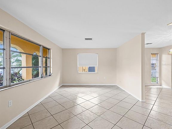 5th image of 1547 ANDOVER DRIVE