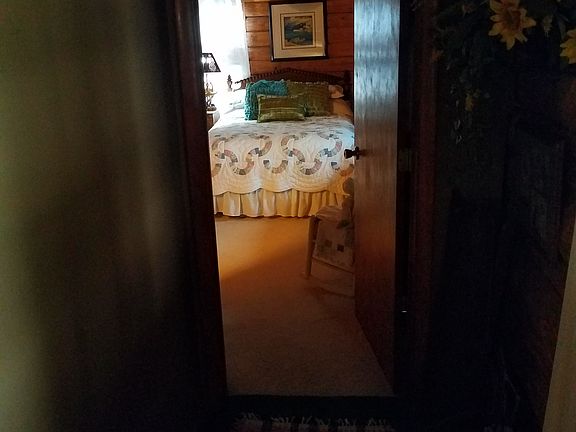 2nd image of 2326 Mindy Ln