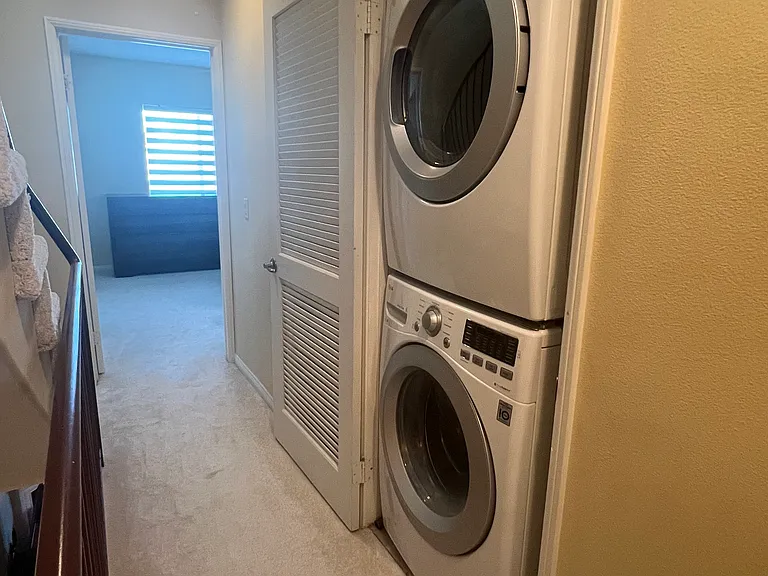 12010 Magnolia Blvd #111 — Photo 12