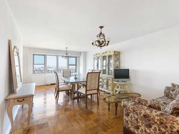 1401 Ocean Avenue image 1 of 17