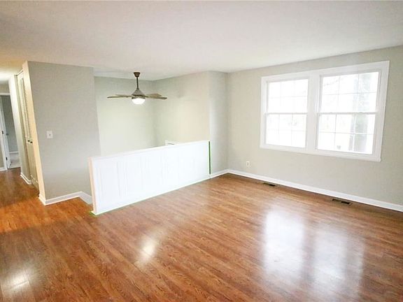 5th image of 88 Oakhurst Dr