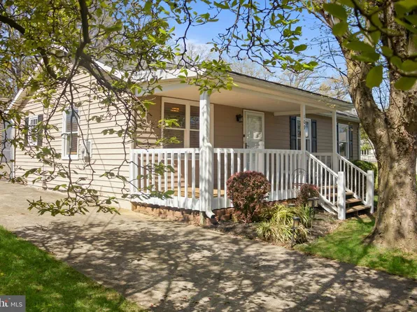 109 E 14th Ave, Ranson, WV 25438