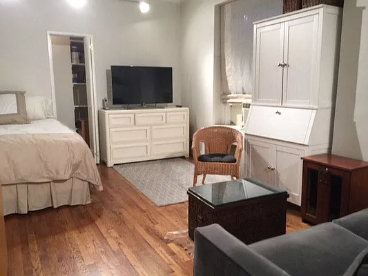 Rented by Oxford Property Group | media 13