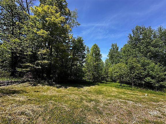 2nd image of 5560 Zessinger Rd