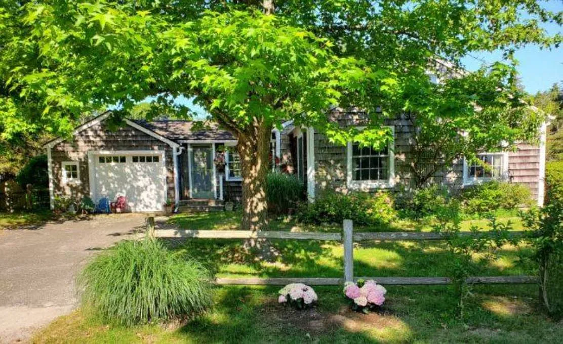 Sag Harbor Cottage — Photo 4