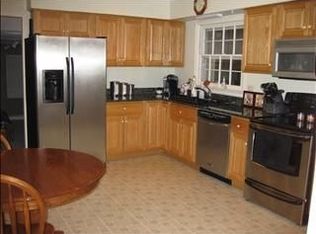 21 Colette Dr, Poughkeepsie, NY