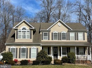 2063 Baythorne Rd, Prince Frederick, MD 20678