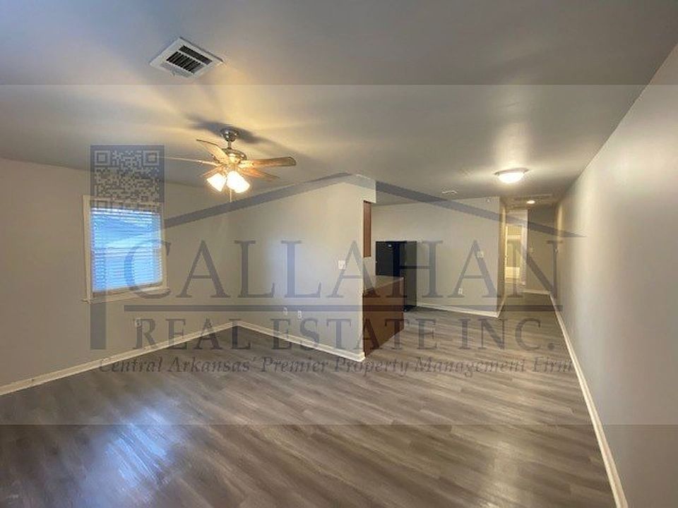 1st image of 902 W 45th St
