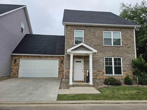 4015 Yellow Birch Ln, Westover, WV 26501