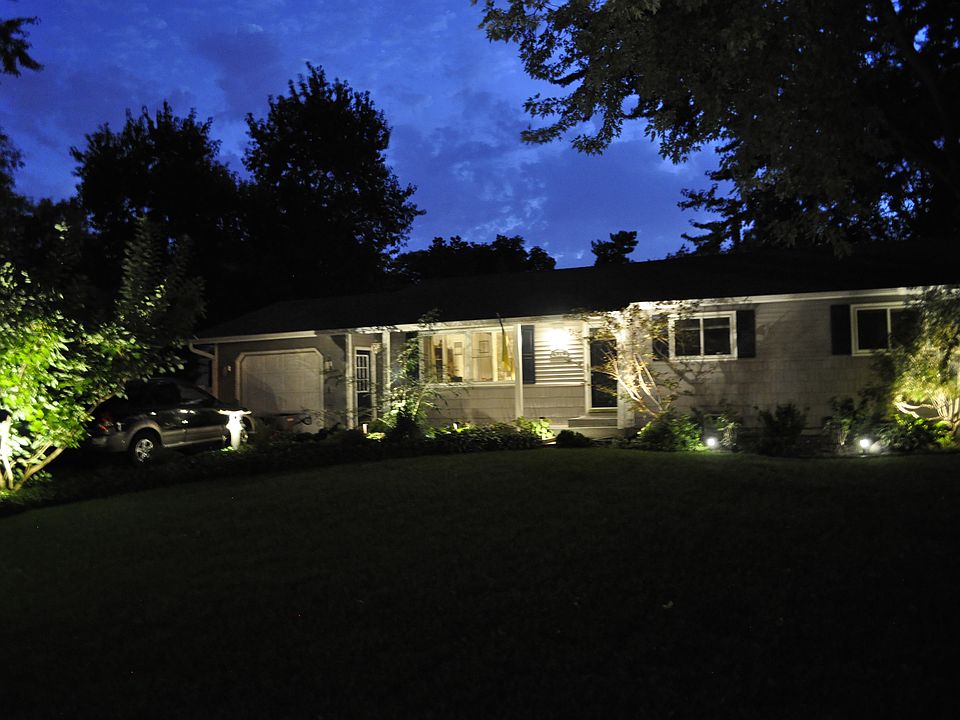 2nd image of 4733 Boone Ave N