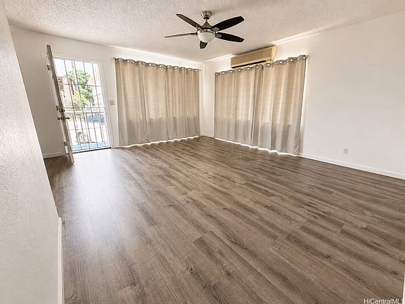 3rd image of 1409 Iao Ln