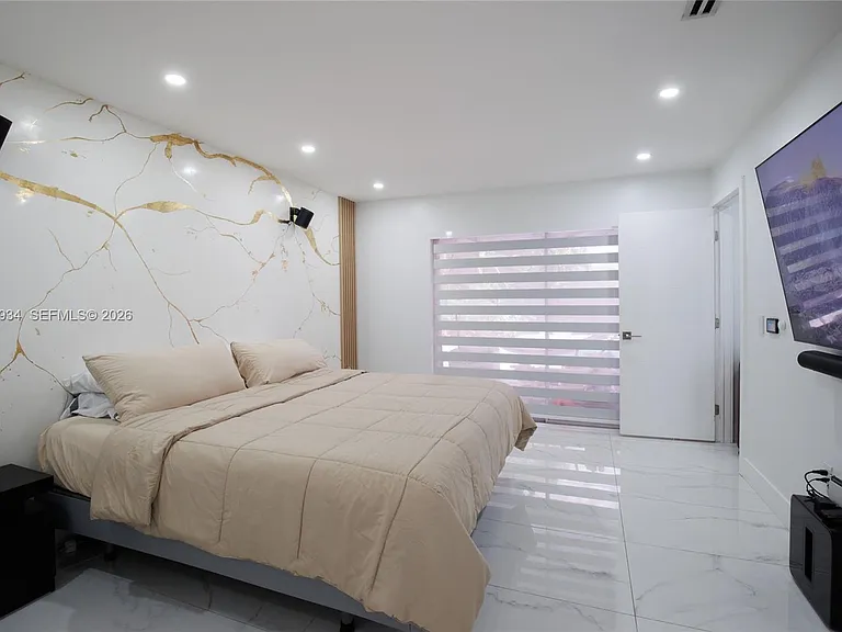 12021 NW 29th Pl — Photo 20