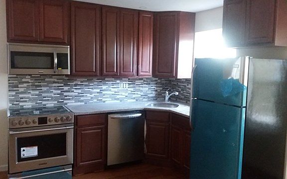 5th image of 602 Beach Ave