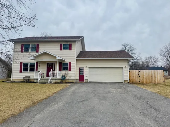 31 Facteau Ave, Plattsburgh, NY 12901