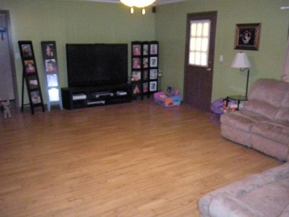 5th image of 1314 Meadowbrook Ave