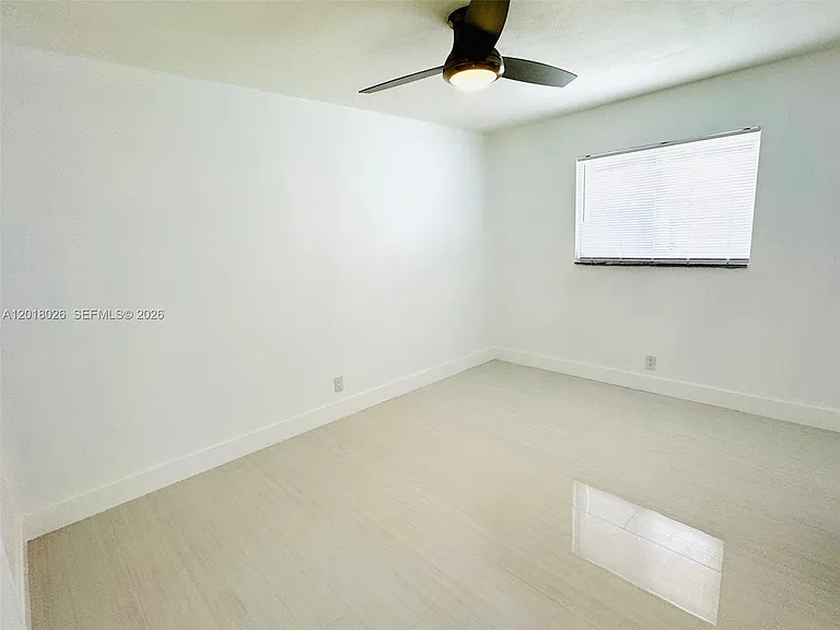 105-107 NE 30th Ct #107 — Photo 21