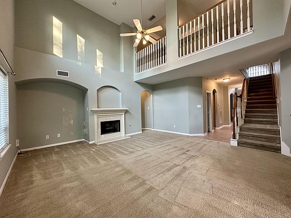 4th image of 9222 Memorial Grove Dr