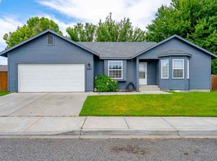 531 N Perry St, Kennewick, WA 99336