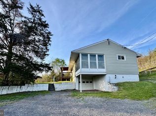 11070 Creekside Dr, Huntingdon, PA 16652