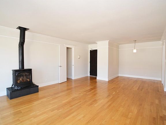 3rd image of 501 Lake St #301