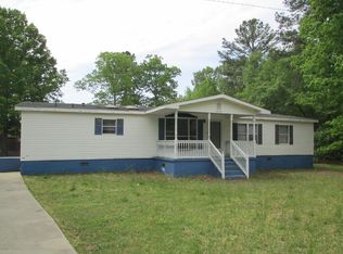 102 Thomas Jefferson Dr, Roanoke Rapids, NC 27870