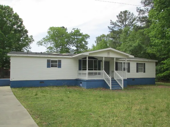 102 Thomas Jefferson Dr, Roanoke Rapids, NC 27870