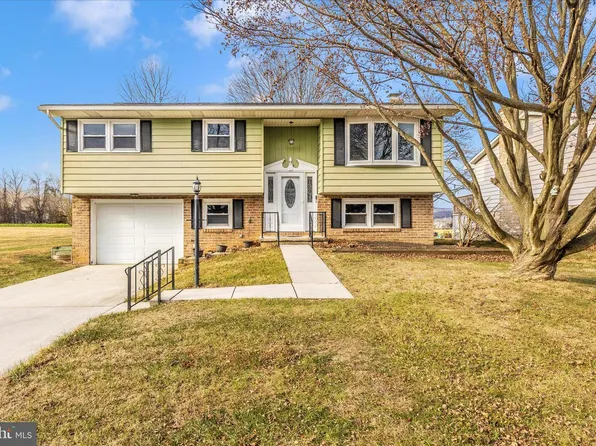 203 Franklin St, Fairfield, PA 17320