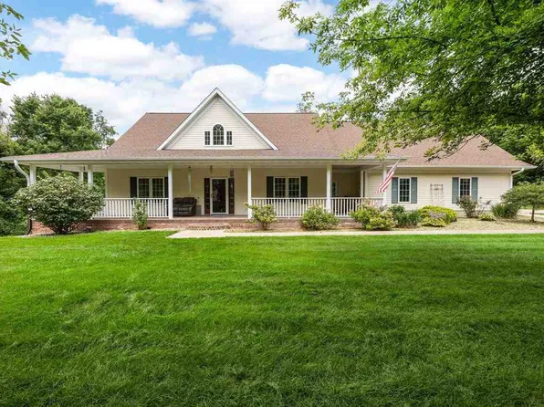 4518 Sutliff Rd NE, Solon, IA 52333