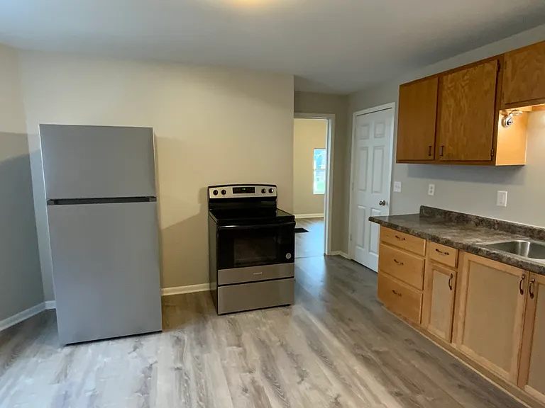 1725 John Ave — Photo 7