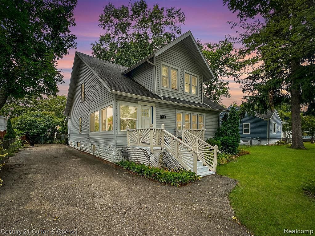 2439 Willow Beach St, Keego Harbor, MI 48320 Zillow
