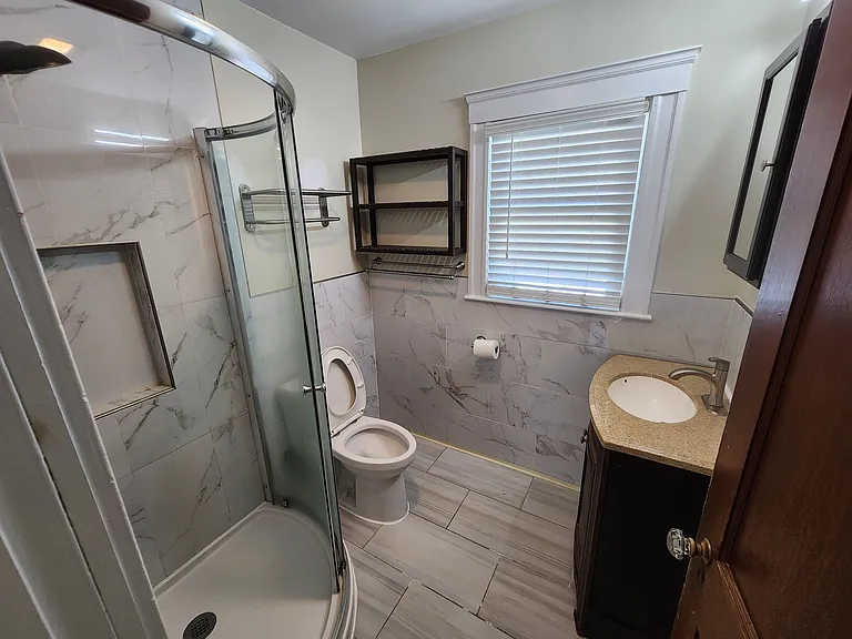 35 Bowker St — Photo 5