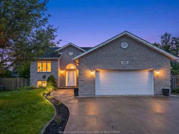 312 Bouffard Rd, Lasalle, ON N9J 1G2