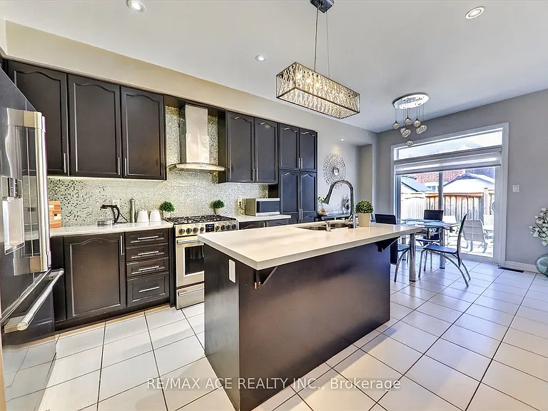 10 Andreeta Dr #MAIN — Photo 17