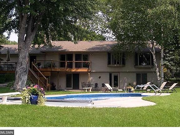 3rd image of 105 Glendale Dr
