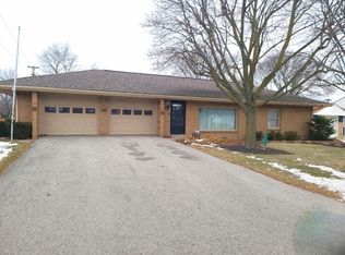 553 E Sharpsteen St, Sebewaing, MI 48759