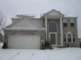 858 Deer Valley Rd, Holly, MI 48442