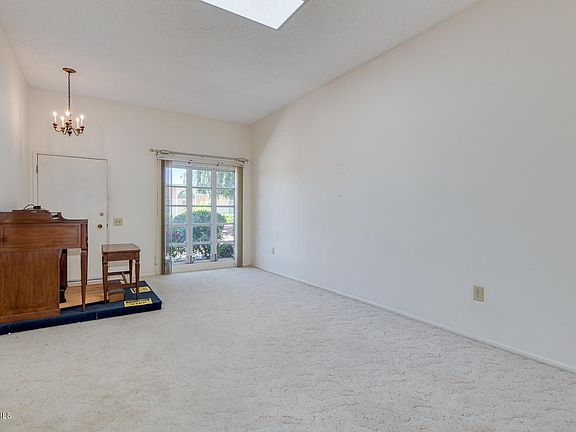 4th image of 9902 W Lancaster Dr