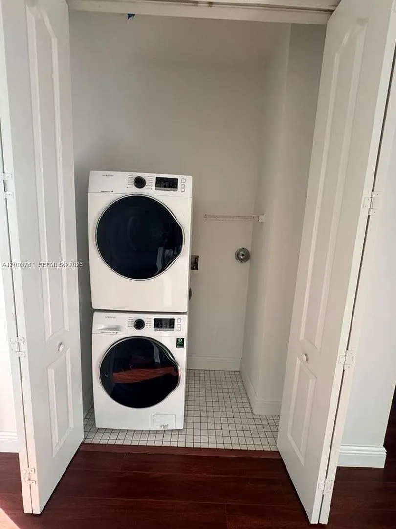 556 Nw 39th Cir #Townhouse 556 Boca Raton, Fl 33431 — Photo 3