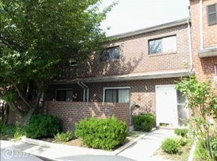 105 Windblown Ct, Baltimore, MD 21209