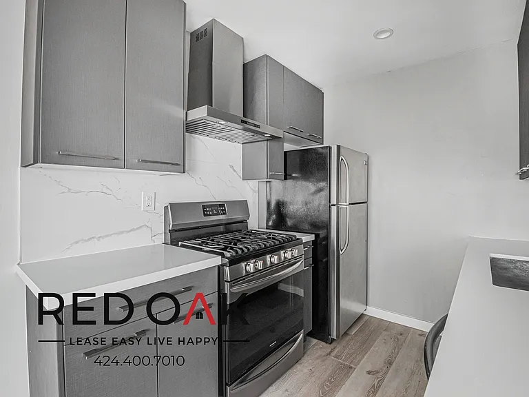 514 S Mariposa Ave #204 — Photo 5
