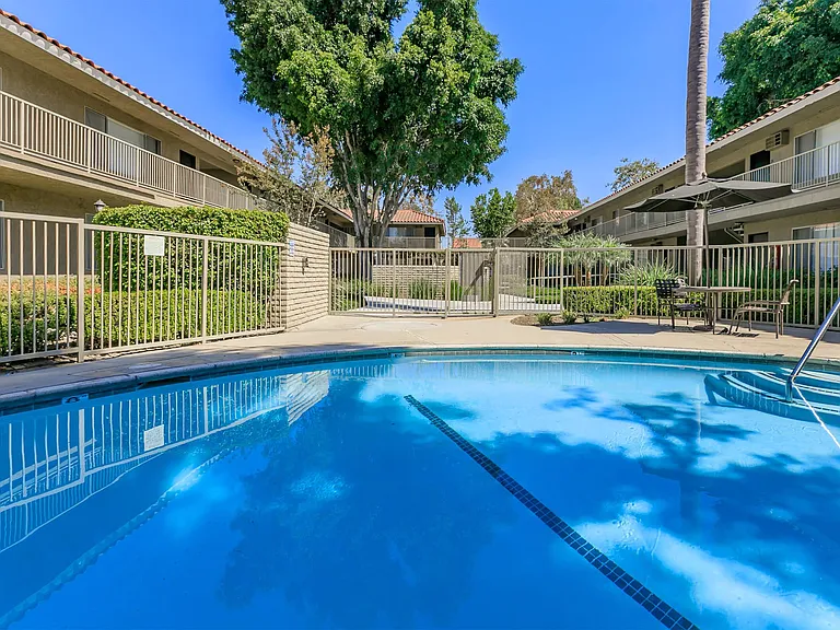 Camino Pueblo and El Rancho Apartment Homes — Photo 9