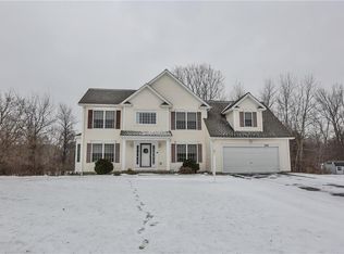 1686 Melkerson Dr, Ontario, NY 14519